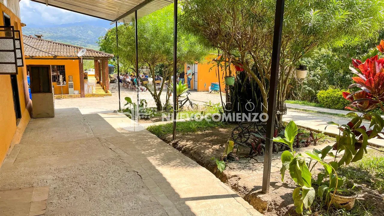 Instalaciones Sede Mesitas del Colegio — Fotografía 14 de 16